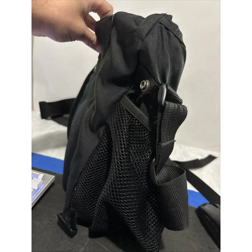 Eastpak Messenger bag cross body One Strap Hanging On By A Thread 17